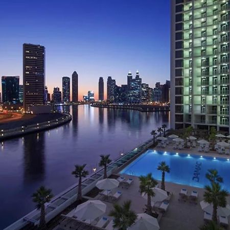 Luxury Hotel Apartment With A Canal View Ντουμπάι Εξωτερικό φωτογραφία