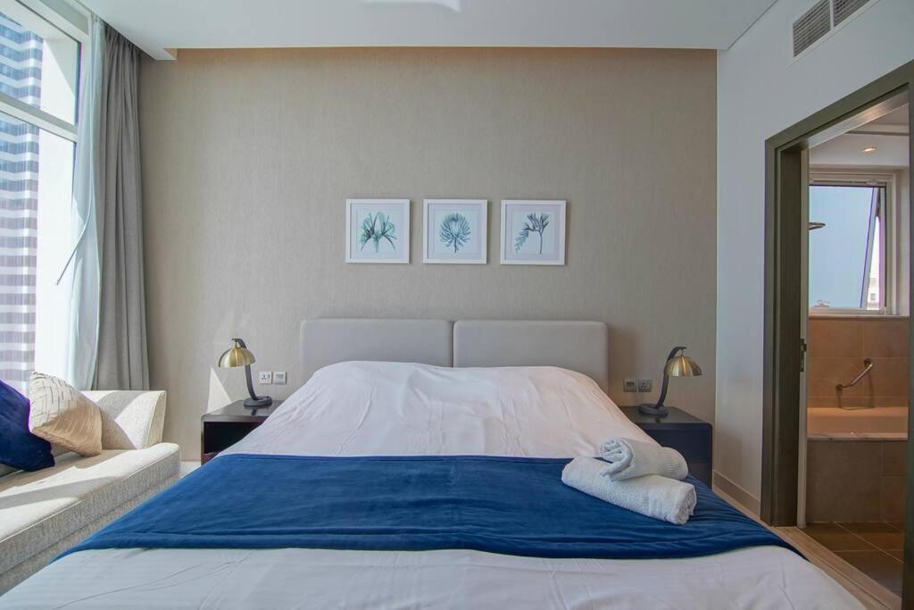 Luxury Hotel Apartment With A Canal View Ντουμπάι Εξωτερικό φωτογραφία