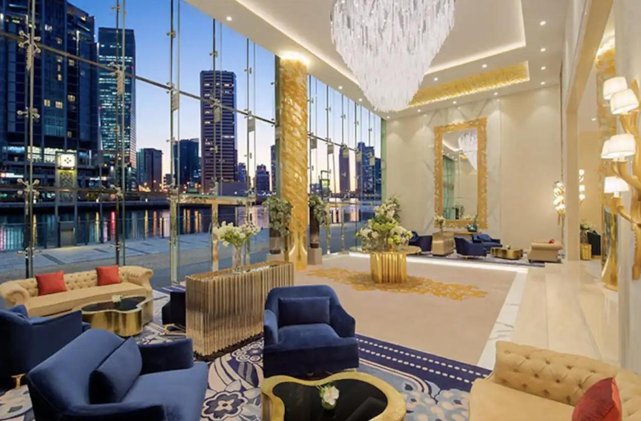 Luxury Hotel Apartment With A Canal View Ντουμπάι Εξωτερικό φωτογραφία